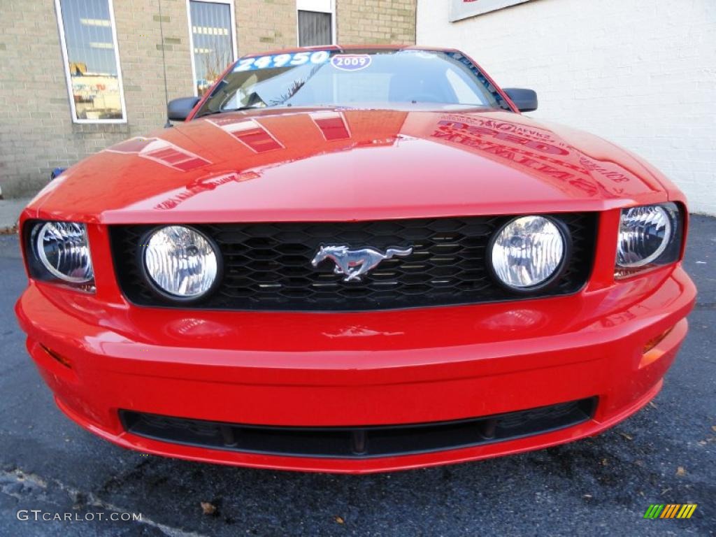 Torch Red 2009 Ford Mustang GT Premium Coupe Exterior Photo #39865527