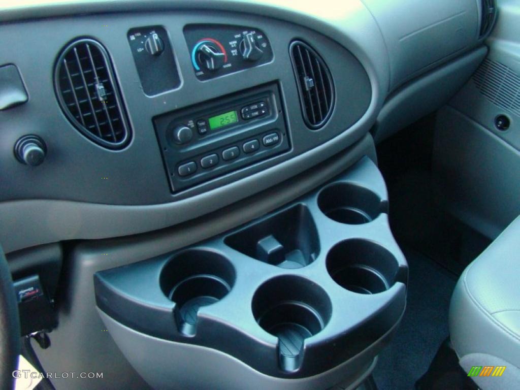 2008 Ford E Series Van E350 Super Duty Cargo Controls Photo #39867155