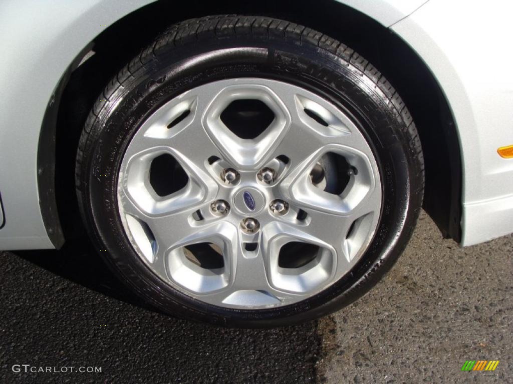 2010 Ford Fusion SE Wheel Photo #39870339
