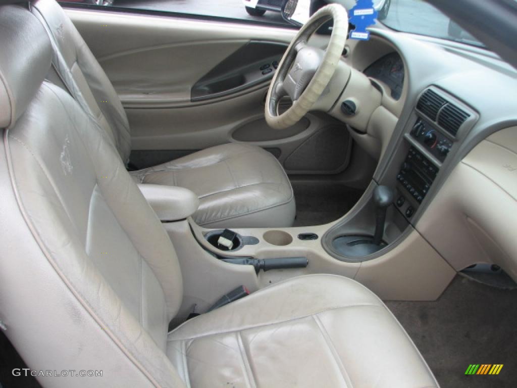 2003 Mustang V6 Coupe - Oxford White / Medium Parchment photo #10