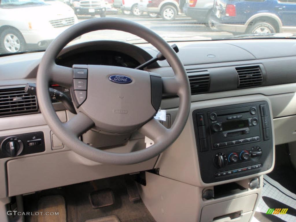 2004 Ford Freestar SE Pebble Beige Dashboard Photo #39871415