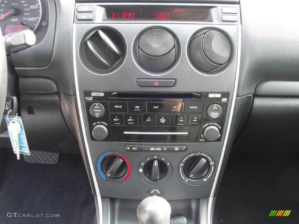 2008 Mazda MAZDA6 i Sport Sedan Controls Photo #39872248