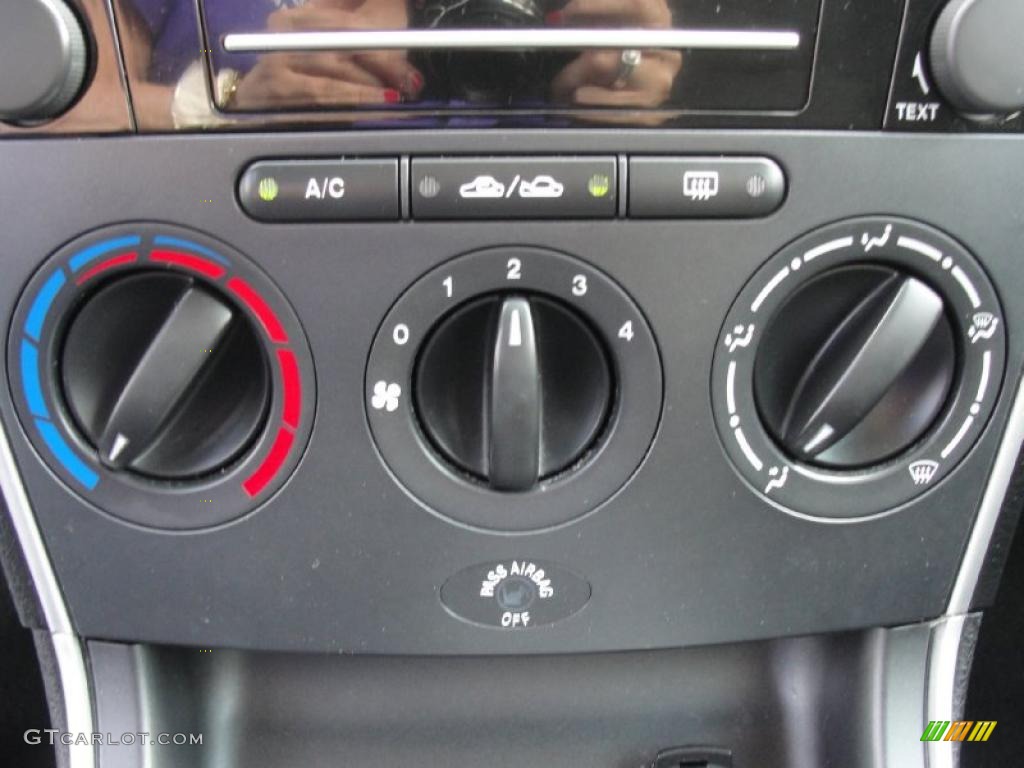 2008 Mazda MAZDA6 i Sport Sedan Controls Photo #39872300