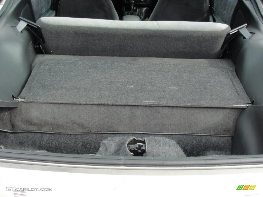 2002 Chevrolet Camaro Coupe Trunk Photo #39872808
