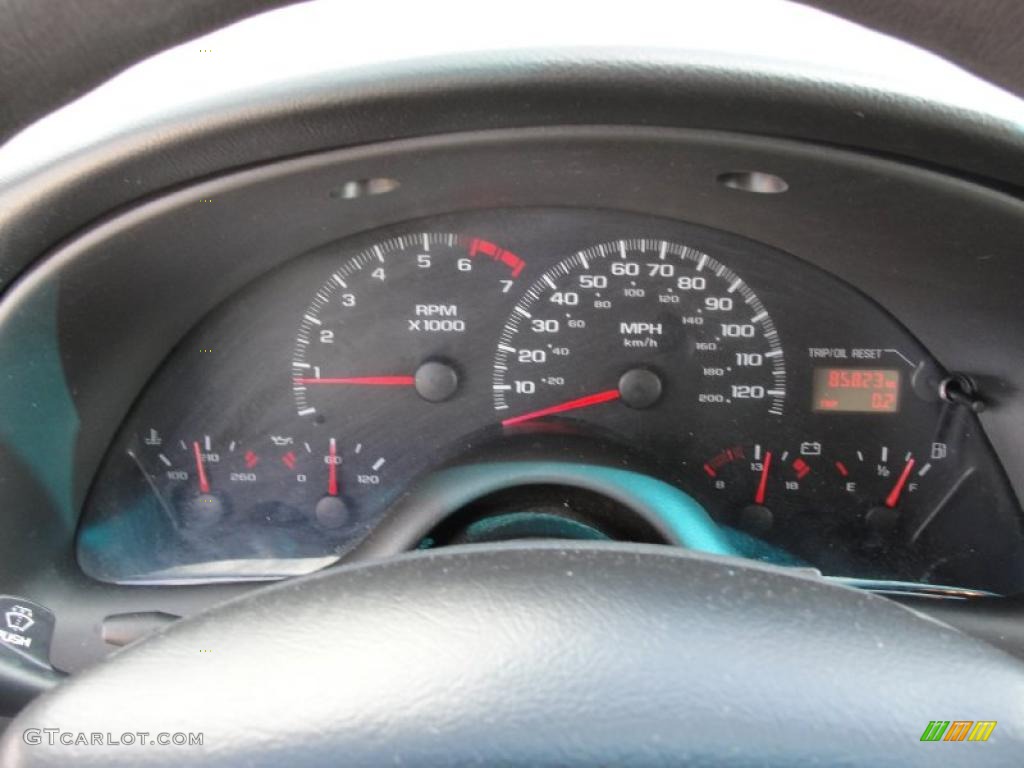 2002 Chevrolet Camaro Coupe Gauges Photo #39872952