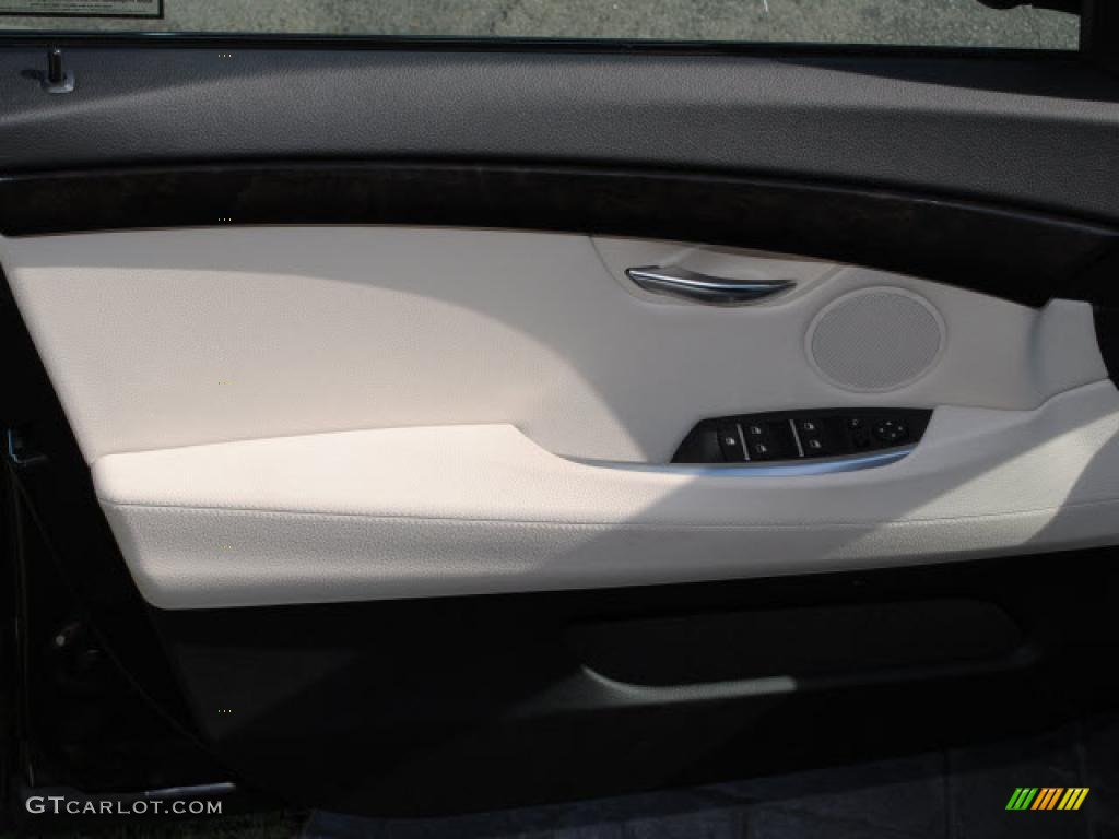 2010 BMW 5 Series 535i Gran Turismo Ivory White Dakota Leather Door Panel Photo #39876587