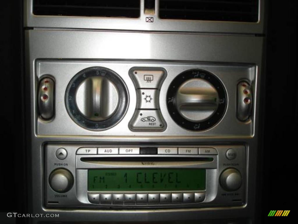 2004 Chrysler Crossfire Limited Coupe Controls Photo #3987705