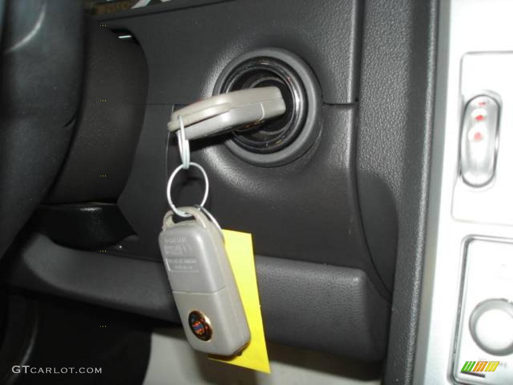 2004 Chrysler Crossfire Limited Coupe Controls Photo #3987715
