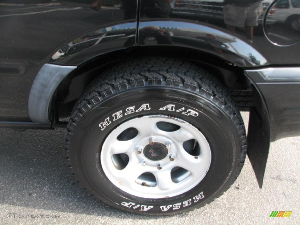 2001 Isuzu Rodeo LS Wheel Photo #39877147