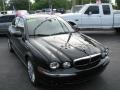 Ebony Black 2003 Jaguar X-Type 2.5 Exterior