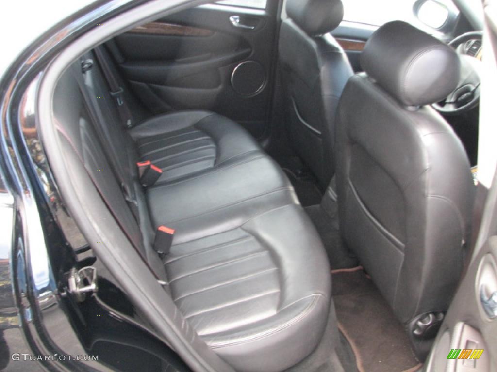 Charcoal Interior 2003 Jaguar X-Type 2.5 Photo #39879563