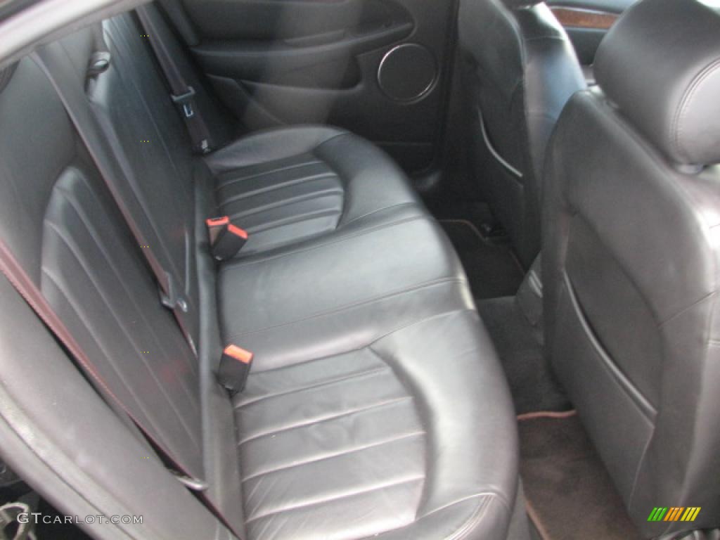 Charcoal Interior 2003 Jaguar X-Type 2.5 Photo #39879607