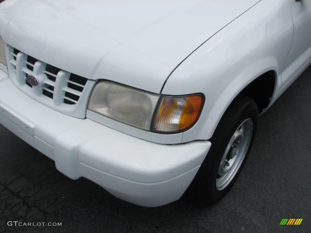 1999 Sportage  - White / Gray photo #4
