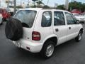 1999 White Kia Sportage   photo #9