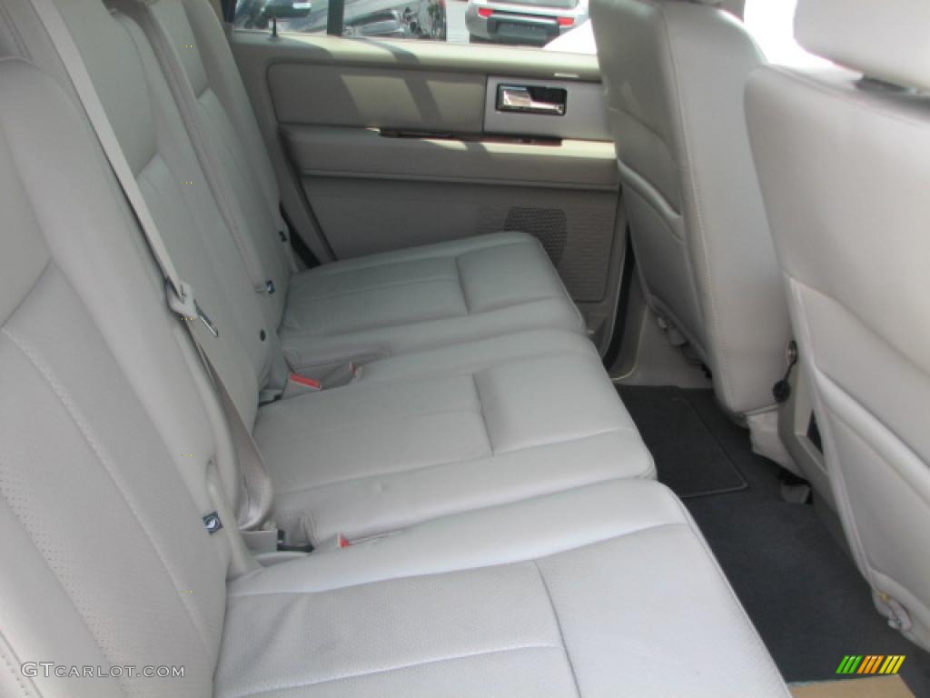 Stone Interior 2007 Ford Expedition Limited Photo #39880583