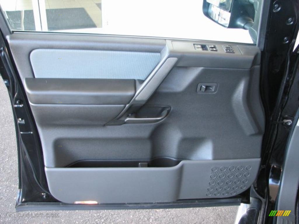 2006 Nissan Titan SE King Cab 4x4 Door Panel Photos