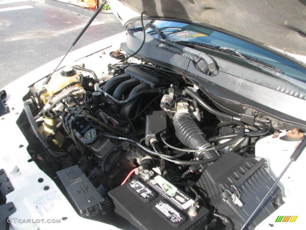 2005 Ford Taurus SE 3.0 Liter OHV 12-Valve V6 Engine Photo #39881779