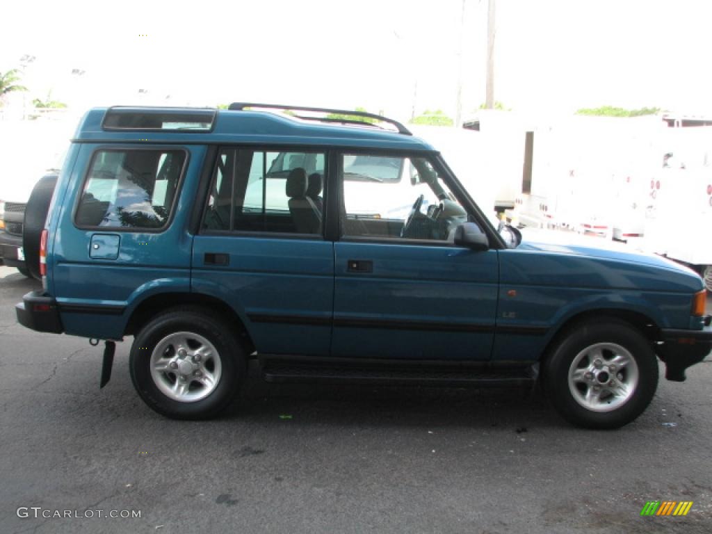 1998 Discovery LE - Charleston Green Metallic / Bahama Beige photo #11