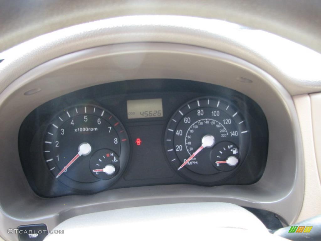 2006 Kia Rio Sedan Gauges Photo #39884180