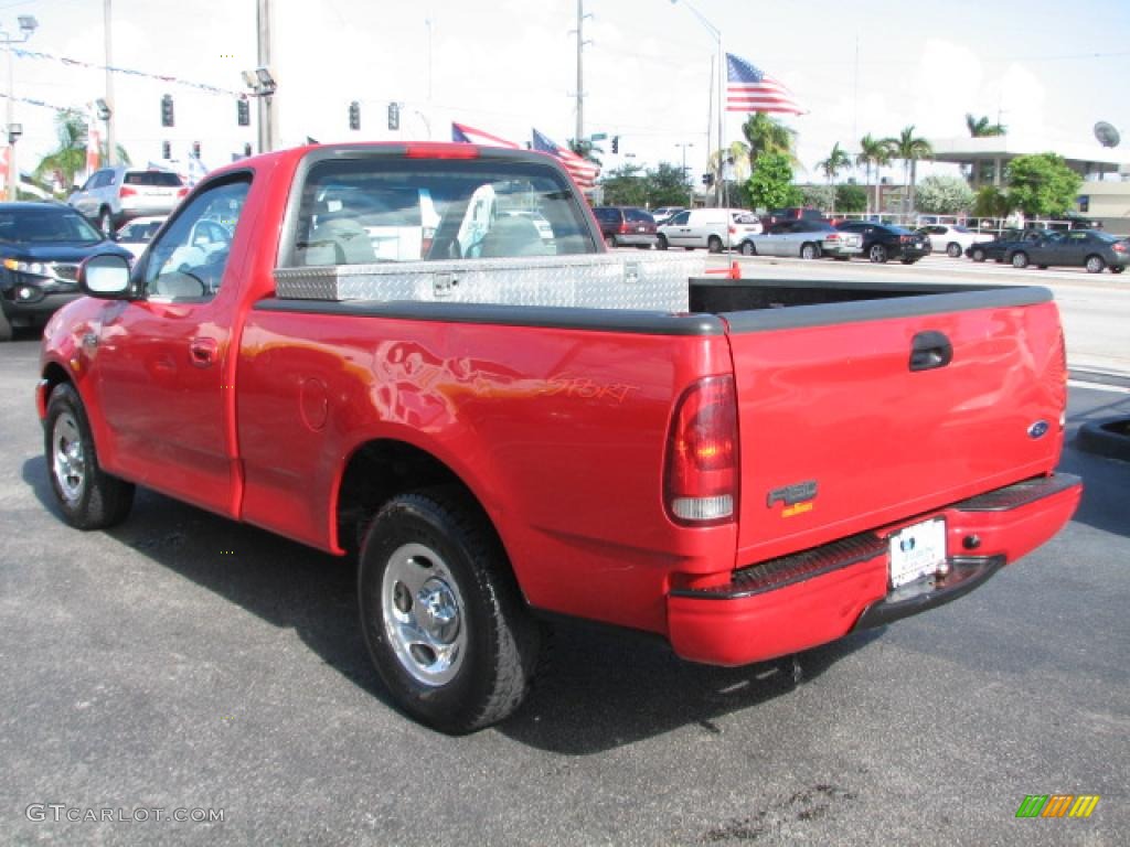 1999 F150 XL Regular Cab - Bright Red / Medium Graphite photo #7