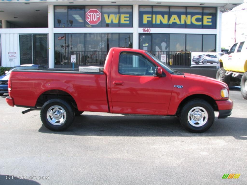 1999 F150 XL Regular Cab - Bright Red / Medium Graphite photo #11