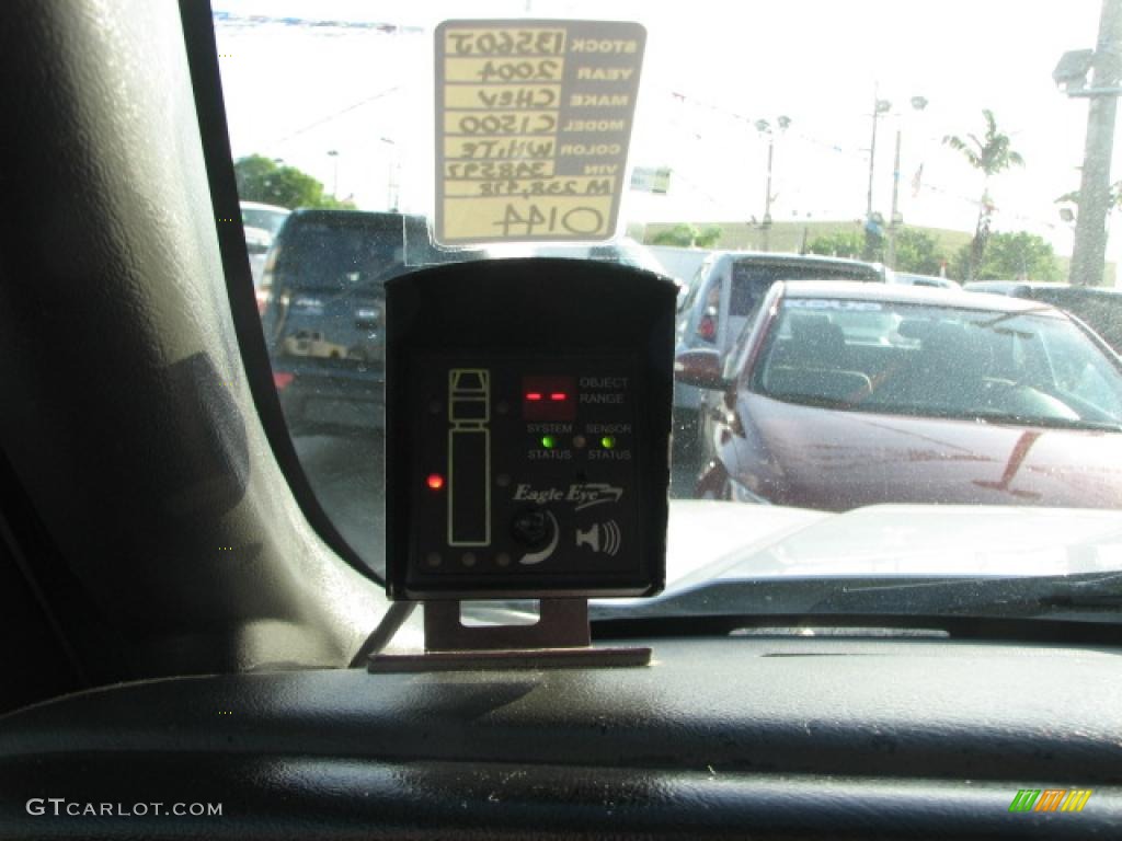 2004 Silverado 1500 Regular Cab - Summit White / Medium Gray photo #11