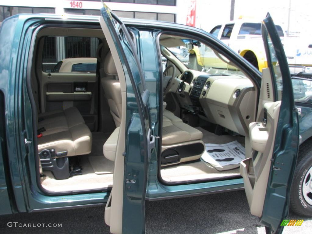 Tan Interior 2007 Ford F150 XLT SuperCrew Photo #39885316