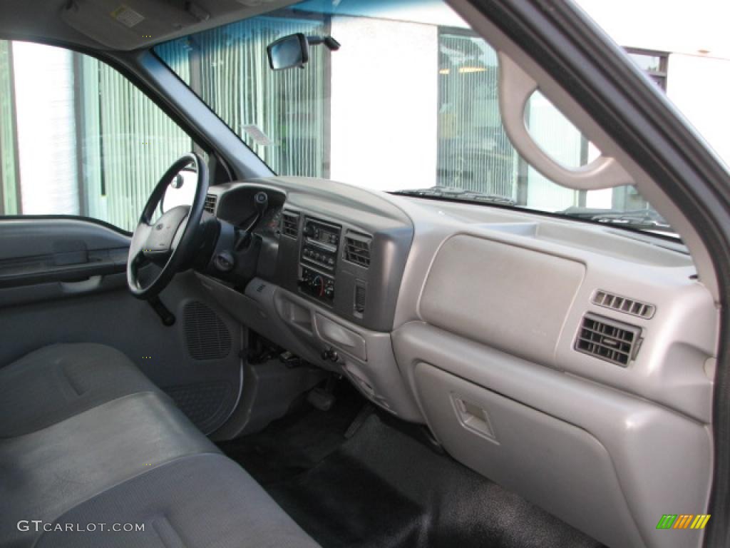 Medium Flint Interior 2002 Ford F350 Super Duty XLT Crew Cab Dually Photo #39886288