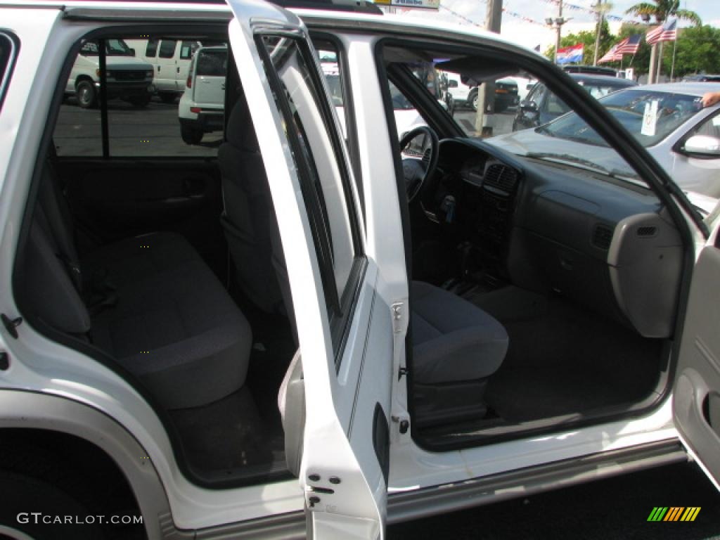 2000 Sportage EX - White / Gray photo #10