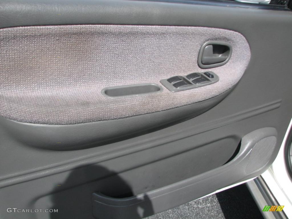 2000 Sportage EX - White / Gray photo #16