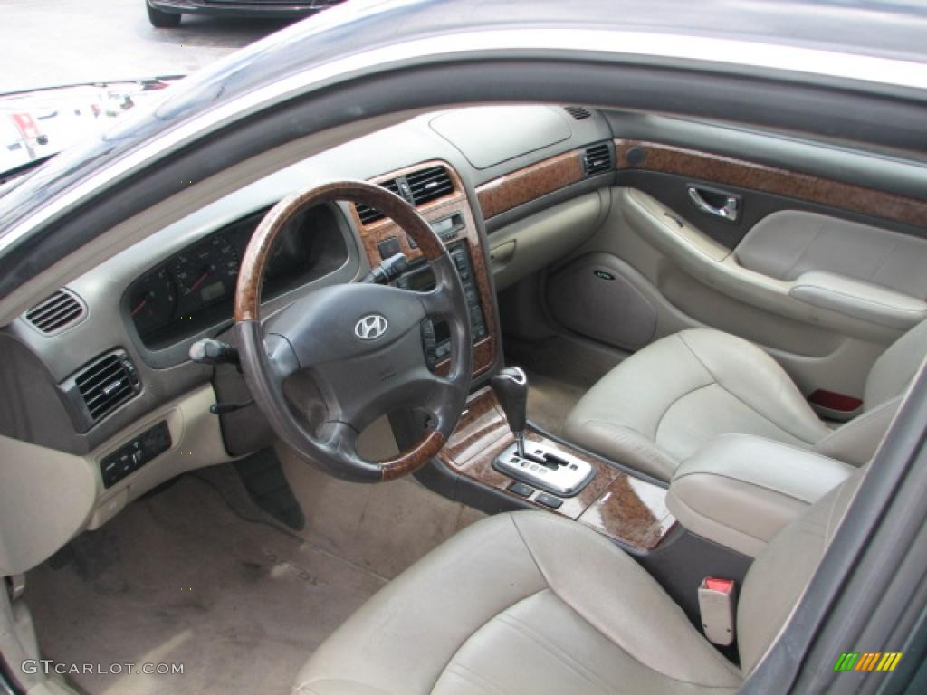 Beige Interior 2004 Hyundai XG350 L Sedan Photo #39886800