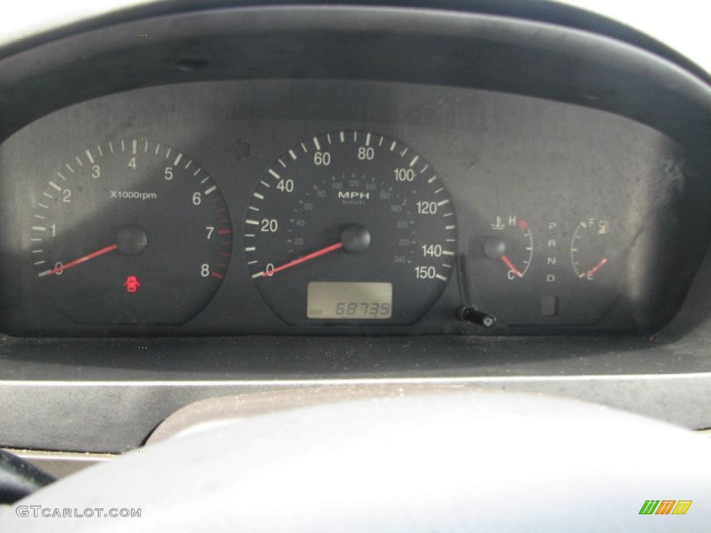 2004 Hyundai XG350 L Sedan Gauges Photos