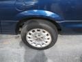 2002 Chrysler Town & Country LXi Wheel and Tire Photo