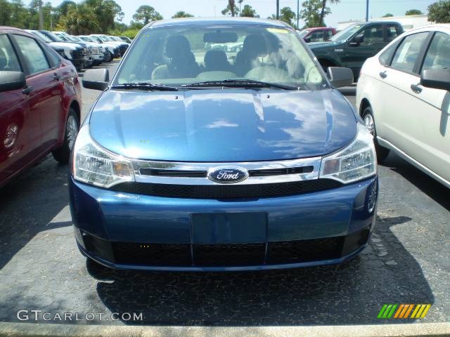 2009 Focus SE Sedan - Vista Blue Metallic / Medium Stone photo #3