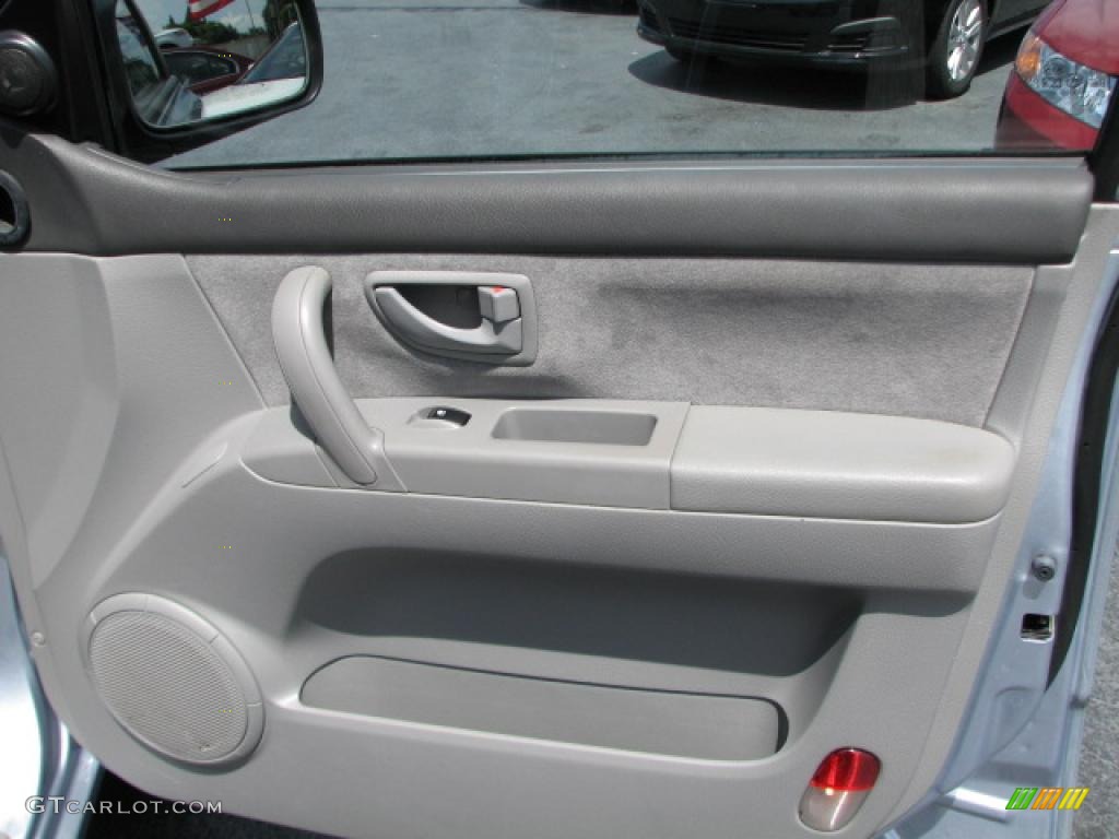 2005 Sorento LX 4WD - Clear Silver Metallic / Gray photo #14