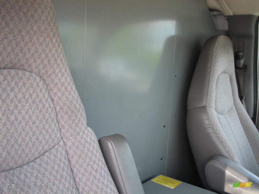 Medium Dark Pewter Interior 2006 Chevrolet Express 3500 Extended Commercial Van Photo #39888068