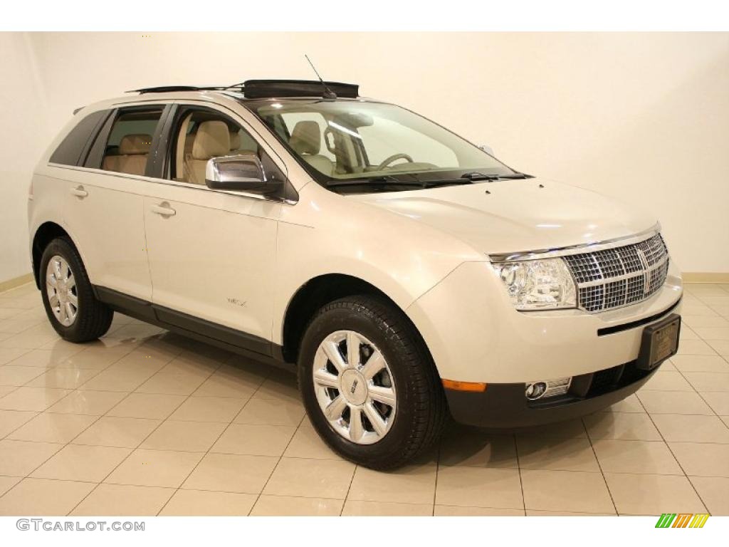 Light Sage Metallic Lincoln MKX