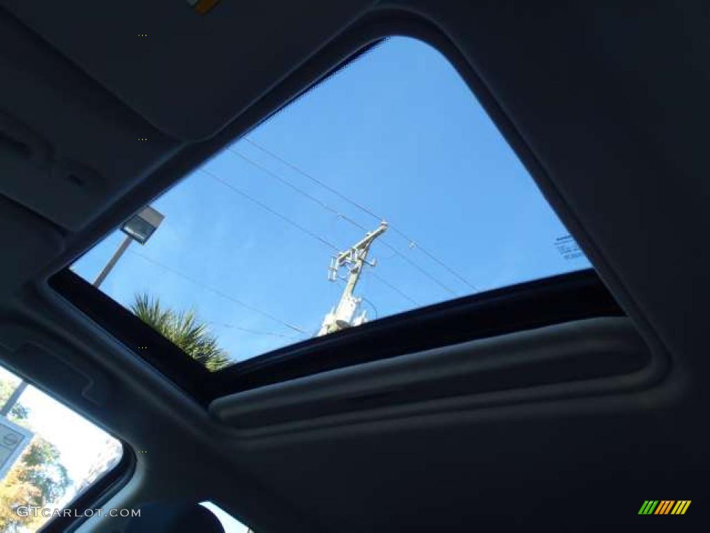2011 Nissan Juke SV AWD Sunroof Photo #39890497