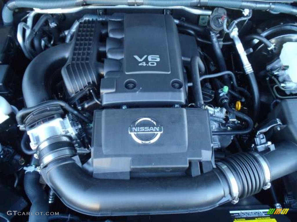 2011 Nissan Pathfinder Silver 4.0 Liter DOHC 24-Valve CVTCS V6 Engine Photo #39890656