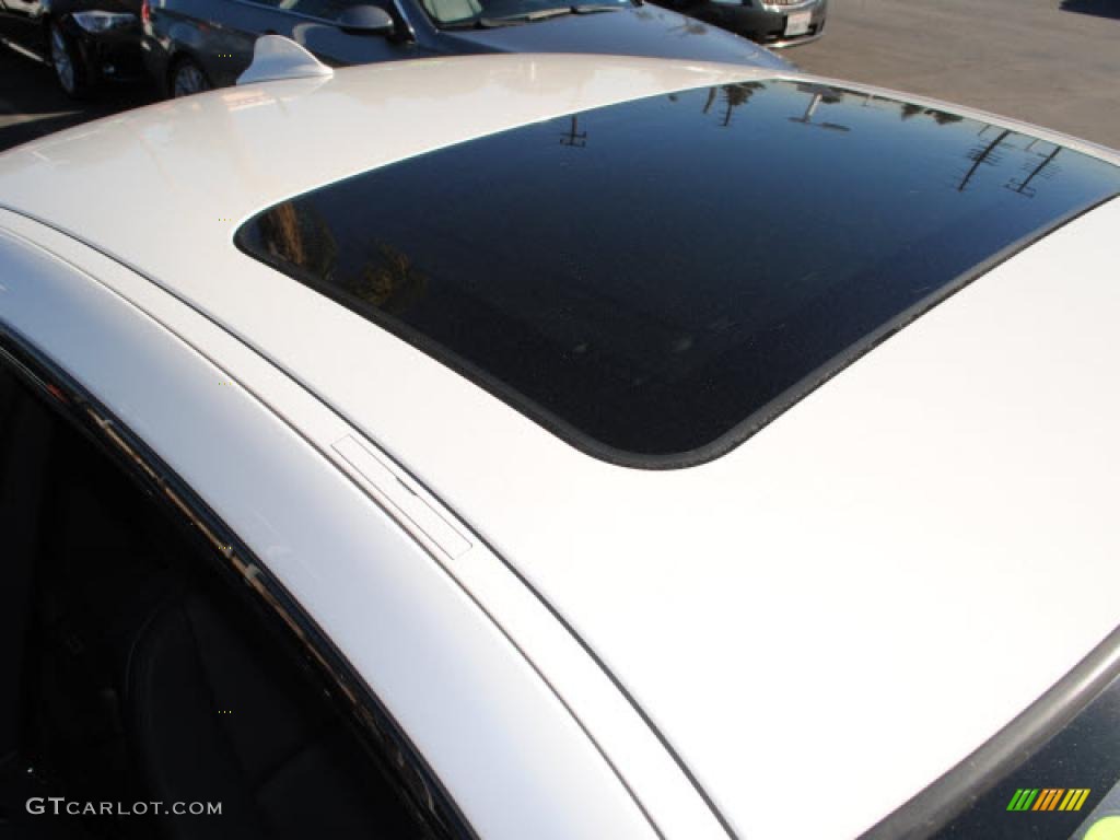 2010 3 Series 328i Coupe - Alpine White / Black photo #6