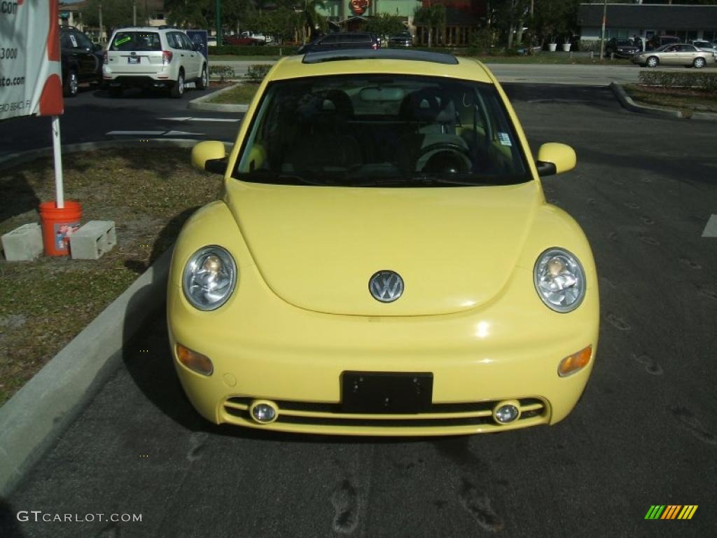 2001 New Beetle GLS 1.8T Coupe - Yellow / Light Grey photo #2