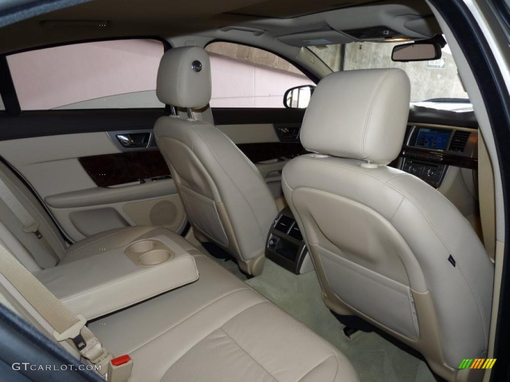 Barley Interior 2010 Jaguar XF Premium Sport Sedan Photo #39893157