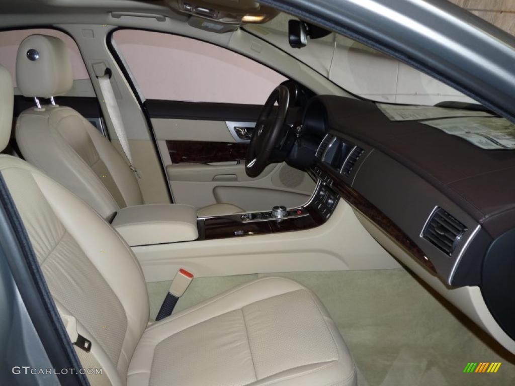 Barley Interior 2010 Jaguar XF Premium Sport Sedan Photo #39893209