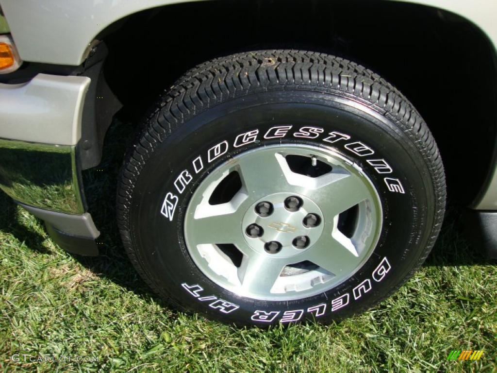 2006 Chevrolet Tahoe LT 4x4 Wheel Photo #39893654