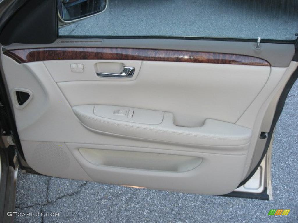 2006 Cadillac DTS Luxury Cashmere Door Panel Photo #39894987