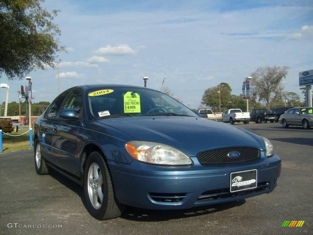 2004 Taurus SE Sedan - True Blue Metallic / Medium Graphite photo #1