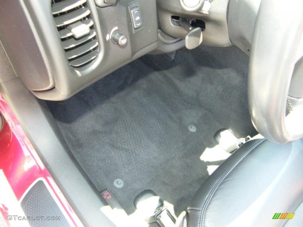 2006 Corvette Convertible - Monterey Red Metallic / Ebony Black photo #16