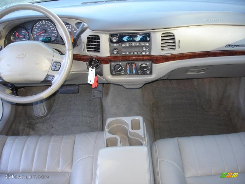 2004 Chevrolet Impala LS Medium Gray Dashboard Photo #39899035