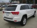 Stone White - Grand Cherokee Laredo X Package Photo No. 5