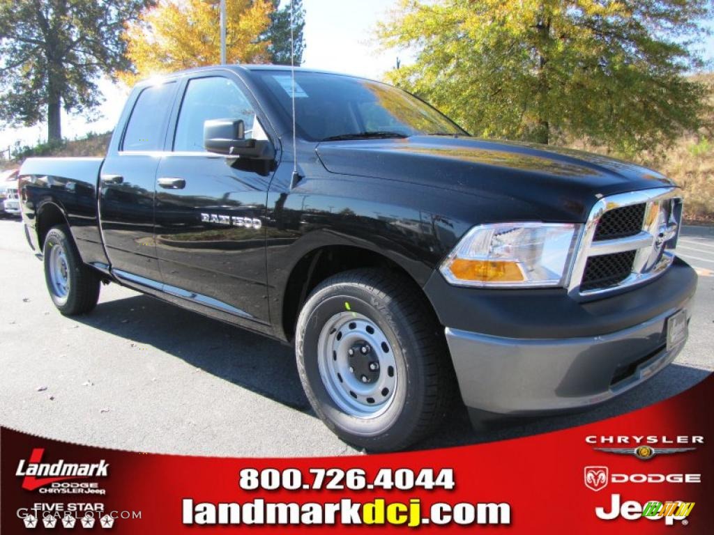 2011 Ram 1500 ST Quad Cab - Brilliant Black Crystal Pearl / Dark Slate Gray/Medium Graystone photo #4